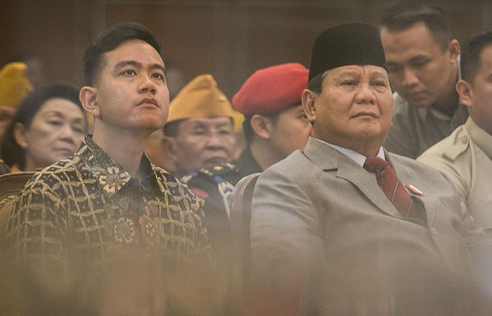 Sebut Inisiatif Relawan Gak Bisa Ditahan, Gibran: Di Semarang Balihoku juga Banyak