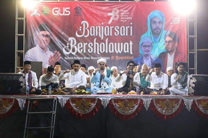 Selawat Ribuan Warga sama Gardu Ganjar di Banten, Doakan Pemimpin yang Mempersatukan Bangsa