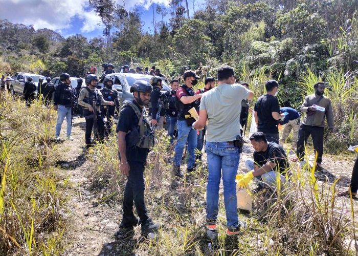 Jasad Aktivis Michelle Kurisi yang Dibunuh KKB Ditemukan dan Berhasil Dievakuasi