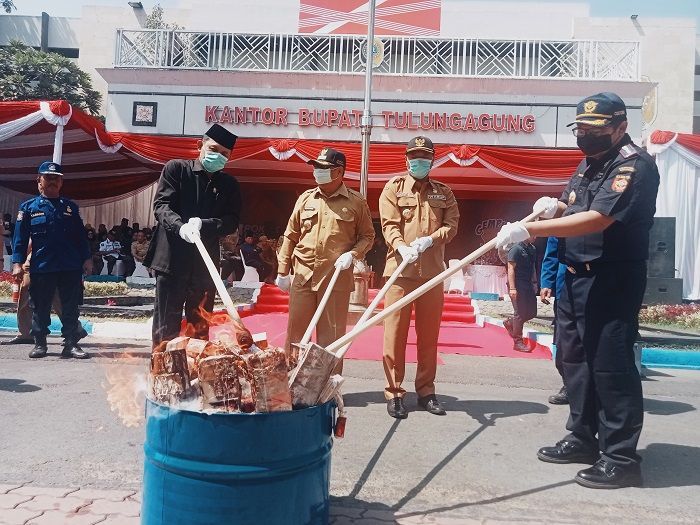 Jutaan Batang Rokok Ilegal Beredar di Tulungagung, Pemerintah Terancam Rugi Triliunan Rupiah