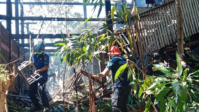 Cari Penyebab Kebakaran, Tiga Rumah di Parepare Diselidiki Polisi