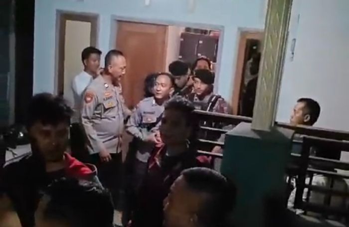 Kakek Tua Digrebek Warga, Diduga Cabuli 5 Bocah SD Tetangganya Sendiri