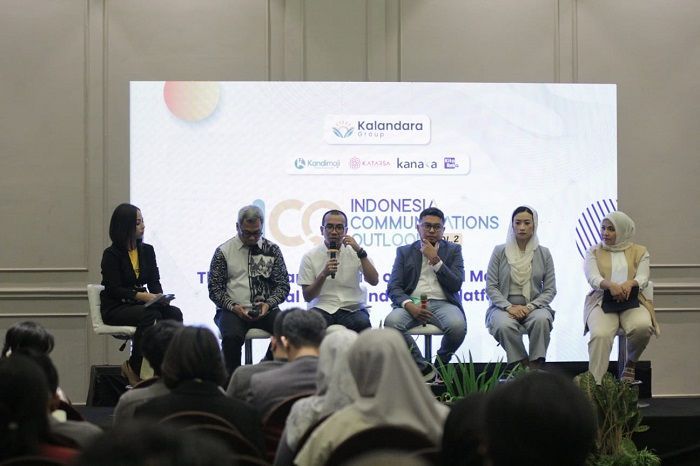 Memetakan Dinamika Politik Melalui Media Sosial dan Strategi Brand Bersama ICO 2023 Vol. 2