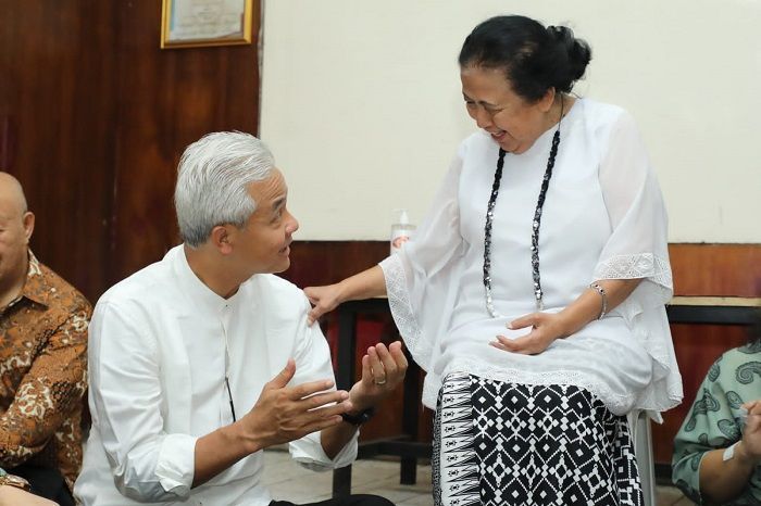 Silahturahmi ke Rumah Ceu Popong, Ganjar Pranowo: Saya Dapat Banyak Pencerahan
