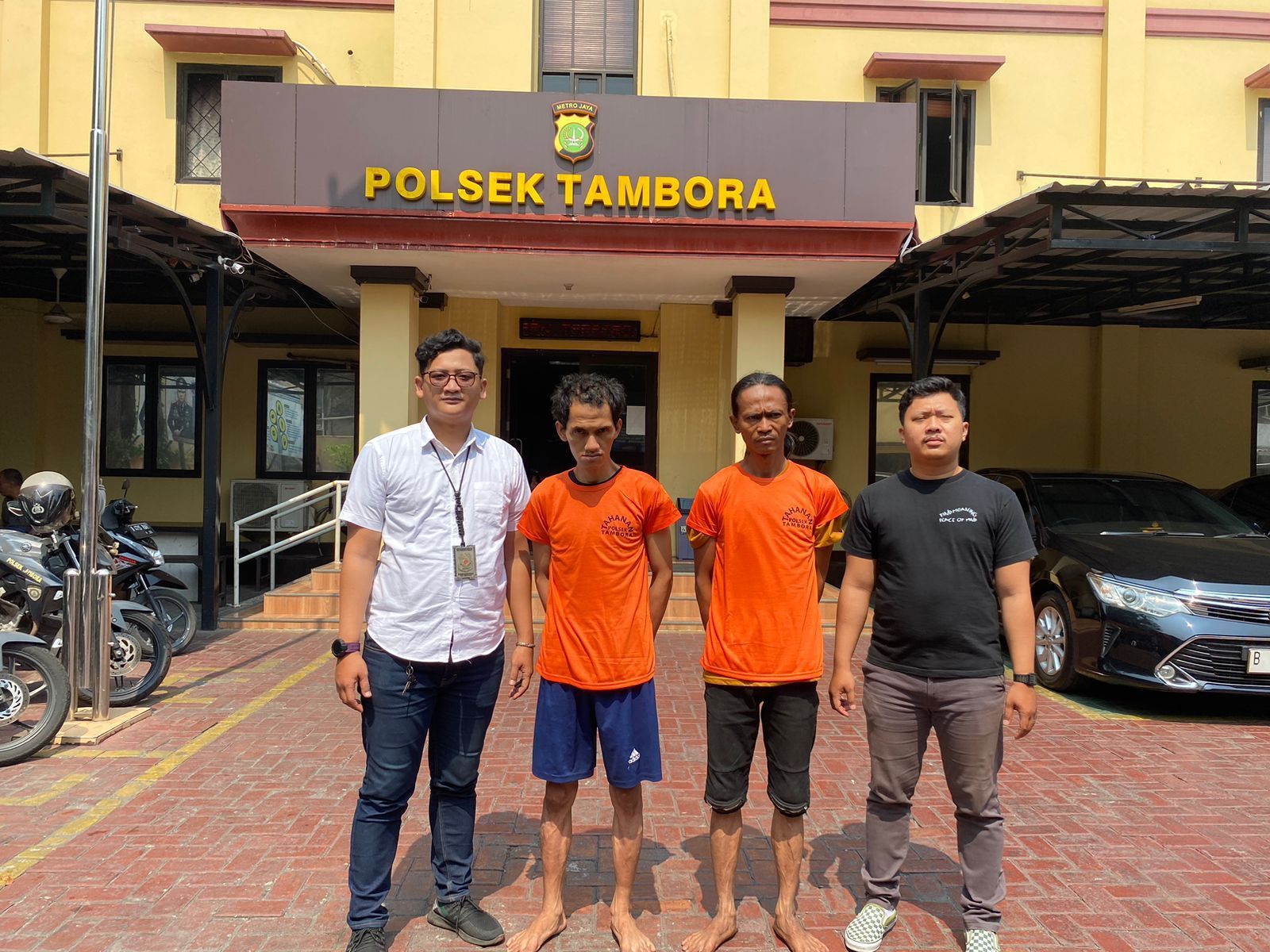Bak Spiderman, Pria Pecandu Narkoba Gondol Berlian Melompati Atap Rumah Kawasan Jakbar