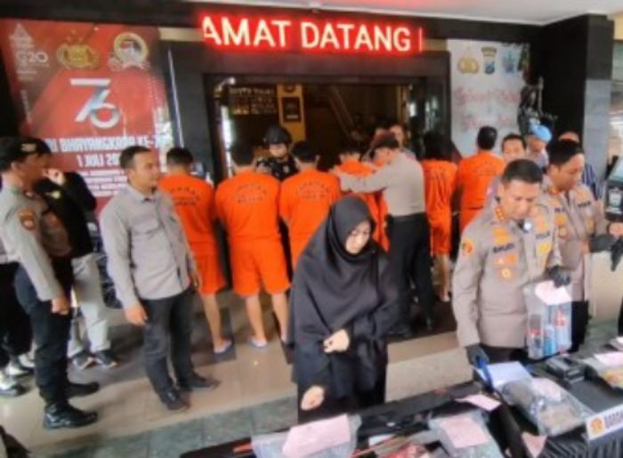 8 Pelaku Perusakan Kantor Arema FC Terbukti Bersalah, Divonis 9 Bulan Penjara