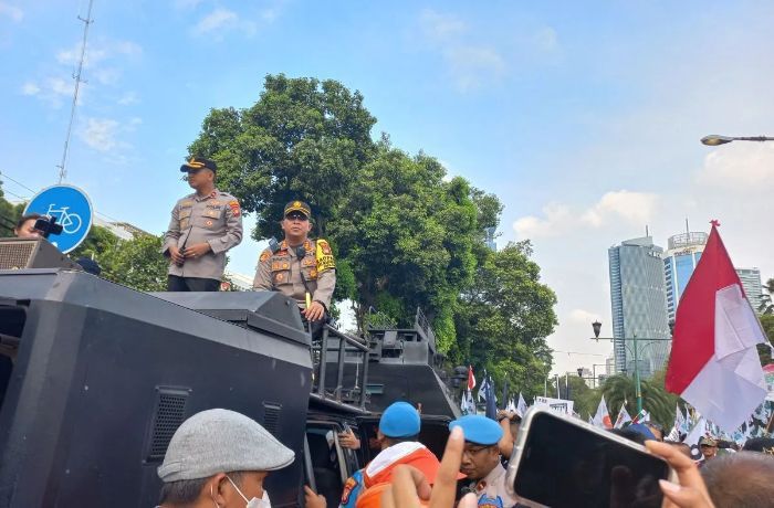 Polda Metro Kerahkan 2.411 Personel untuk Amankan Pendaftaran Capres di KPU
