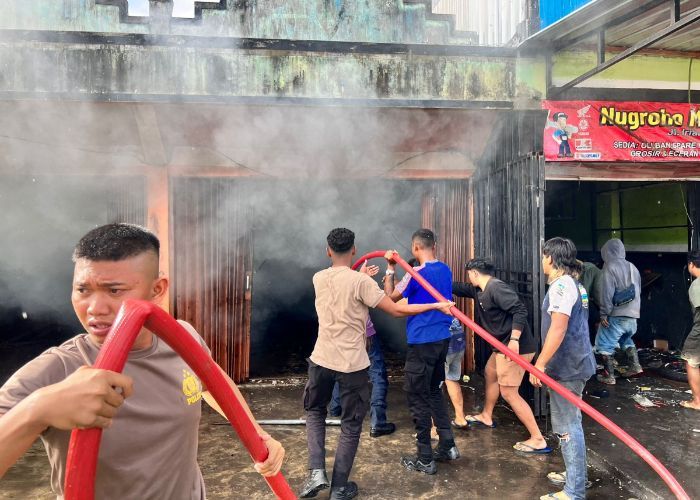 6 Ruko di Papua Dilahap si Jago Merah Diduga Akibat Korsleting Listrik, Kerugian Capai Rp2 M