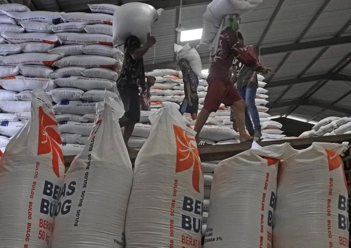 Indonesia Mengalokasikan 1,6 Juta Metrik Ton Tambahan Kuota Impor Beras Tahun Ini
