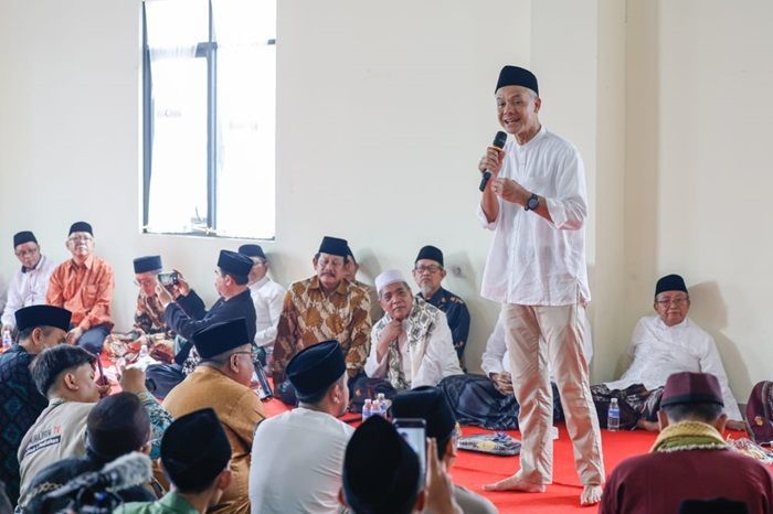 Silaturahmi dengan Ulama se-Jabar, Ganjar Bahas UU Pesantren dan Kesejahteraan Guru Agama