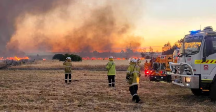 Kebakaran Hutan di Australia Barat Melahap Rumah Warga, 130 Orang Mengungsi 