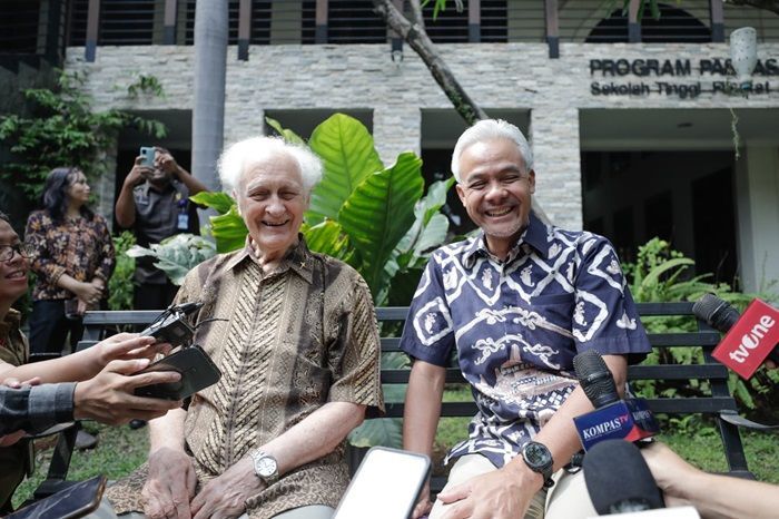 Pesan Romo Magnis ke Ganjar: Tuhan Memberkati dan Jalan Terus!