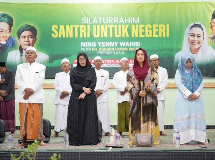 Dapat Kunjungan Putri Gusdur, Pengasuh Ponpes di Jember Tegaskan Dukungan ke Mahfud MD