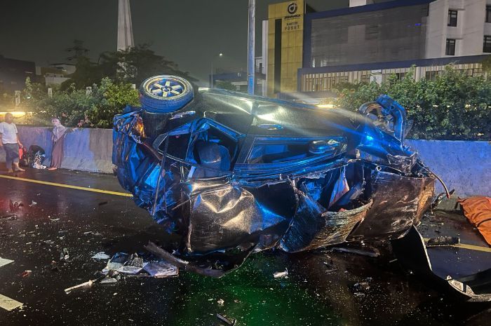 Kecelakaan Beruntun di Tol Jagorawi Dini Hari Tadi, 3 Orang Tewas