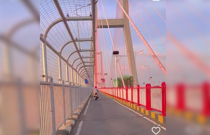 Jembatan Suramadu Berubah semakin Bagus, Netizen: Ojo Dirusak!!!