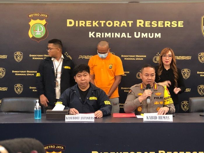 Terungkap! Jasad Dilakban di Bekasi Dibunuh Teman Sekantor Pakai Racun Tikus