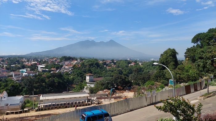 Jalur Pendakian Gunung Salak dan Kawah Ratu Ditutup Sampai Batas Waktu Belum Ditentukan