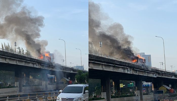Polisi Beberkan Kronologi Truk Bermuatan Kertas Terbakar Hebat di Tol Dalkot Pagi Tadi