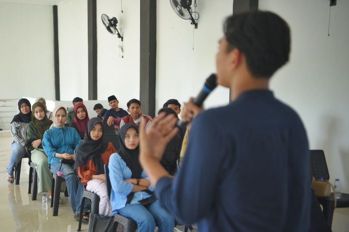Anak Muda Banten Dapat Pelatihan Konten Kreator dari Gardu Ganjar Muda