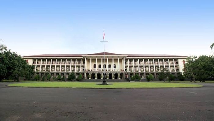 Fakultas Teknik UGM Resmi Larang LGBT, Warganet Kenang Kasus Kekerasan Seksual
