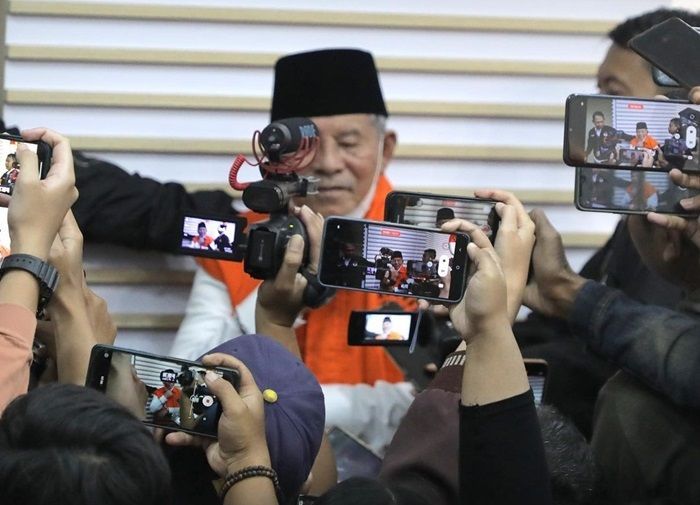 KPK Geledah Rumah Ajudan Gubernur Maluku Utara, Apa yang Ditemukan?