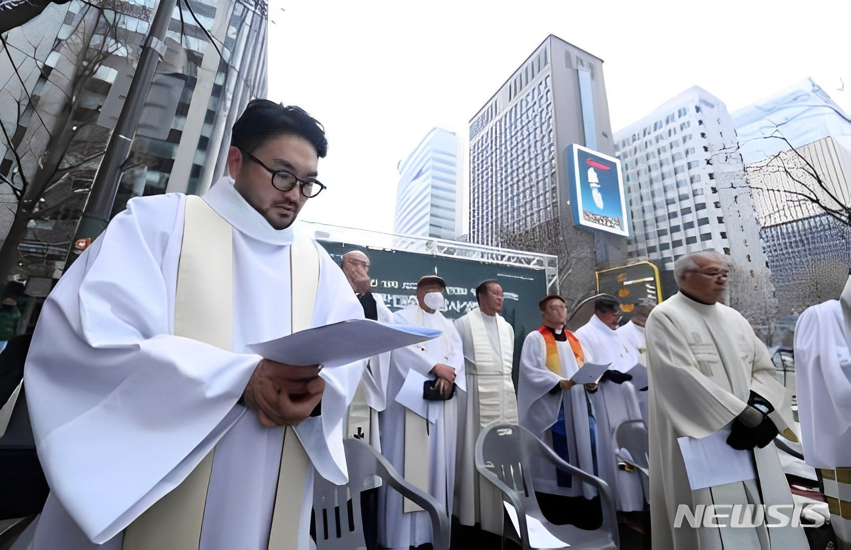 Warga dan Organisasi Keagamaan di Korea Selatan Rayakan Natal dengan Gelar Aksi di Kedutaan Besar Israel Tuntut Perdamaian