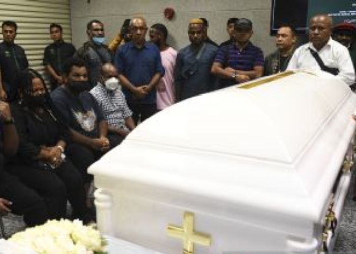 Selain Pj Gubernur, Kapolda Papua Juga Sempat Jadi Sasaran Ricuh Pengantar Jenazah Lukas Enembe