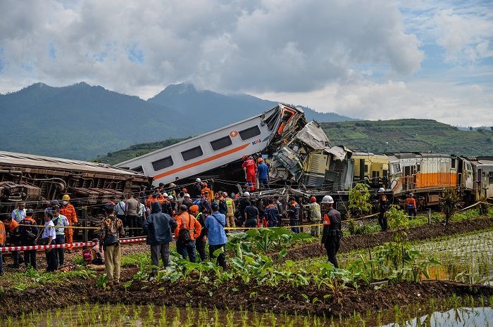 Tragedi Kecelakaan Kereta Api di Lintas Haurpugur-Cicalengka: KAI Segera Tangani Dampak dan Berikan Kompensasi