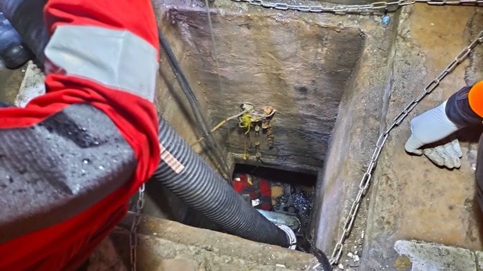 Terpeleset ke Dalam Bak Kontro, 2 Petugas Saluran Tempat Pembuangan Apartemen di Cikarang Selatan Ditemukan Tewas