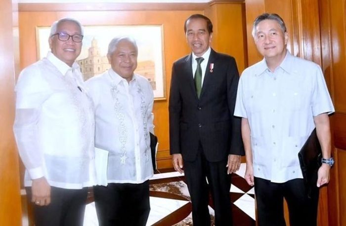 Presiden Jokowi Perkuat Kontrak Kerja Sama Proyek Kereta Api dengan Filipina