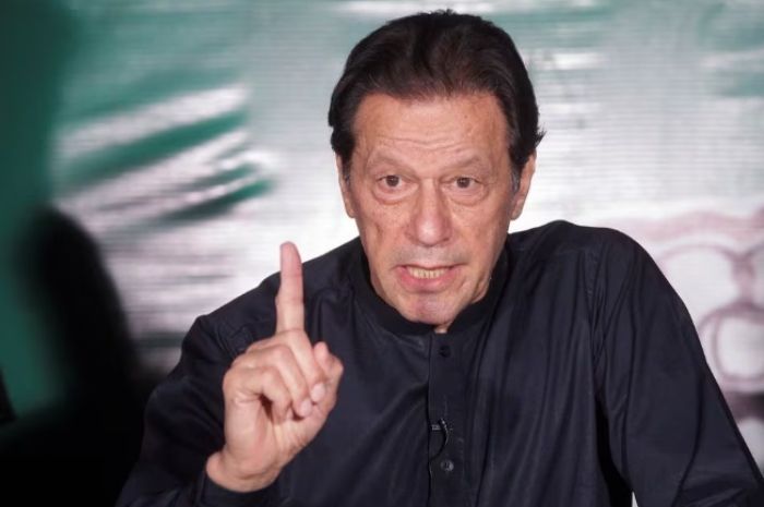 Mantan PM Pakistan Imran Khan dan Istrinya Dipenjara Selama 14 Tahun Atas Tuduhan Korupsi