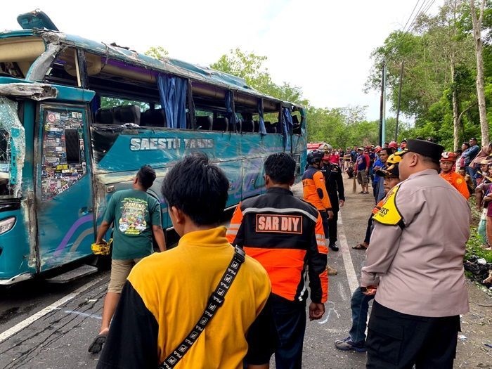 Kecelakaan Tunggal Bus di Bukit Bego Bantul, 1 Orang Meninggal Dunia
