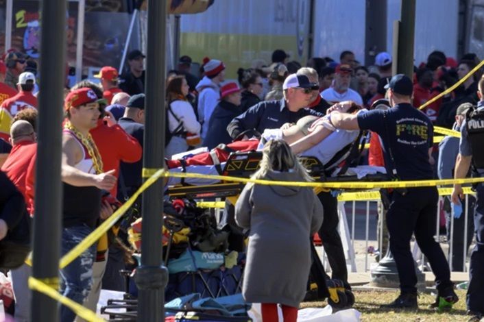 Penembakan Massal di Parade Kemenangan Super Bowl, Satu Orang Tewas 21 Orang Terluka