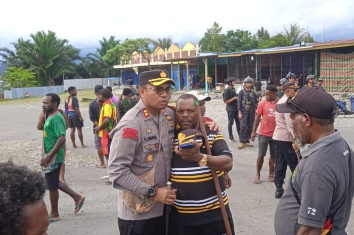 Bentrok Usai Kepala Distrik Giselema Papua Diancam Pasca Pencoblosan, 2 Orang Terkena Panah, 1 Tewas