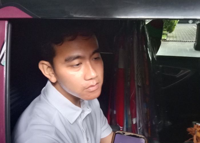 Terbitkan SE Wali Kota, Gibran Imbau Warga Tidak Konsumsi Daging Anjing Lagi