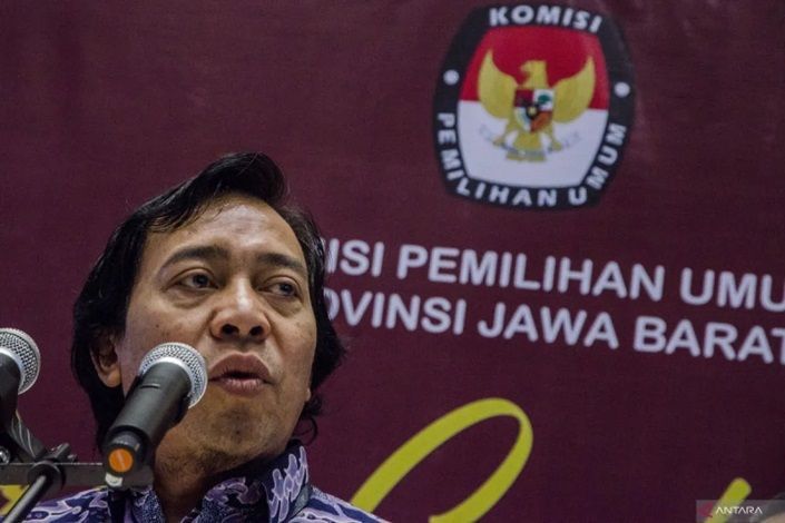 Siap-siap ke Senayan, Komedian Komeng Tembus 1,8 Juta Suara di Pemilu DPD Jabar