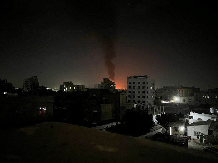 Pasukan AS dan Inggris Lanjutkan Serangan Terhadap Houthi di Yaman