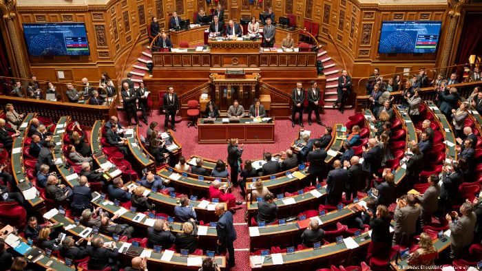 Prancis Menjadi Negara Pertama yang Sahkan Hak Aborsi dalam Konstitusi