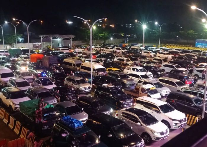 Polisi akan Terapkan Delay System untuk Urai Kemacetan di Pelabuhan Merak saat Mudik Tahun Ini