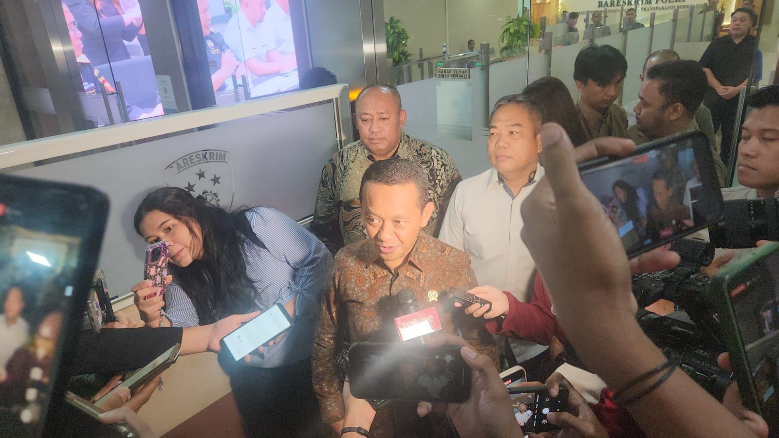 Menteri Bahlil Mengadu ke Bareskrim Soal Pencatutan Namanya di Isu Izin Tambang