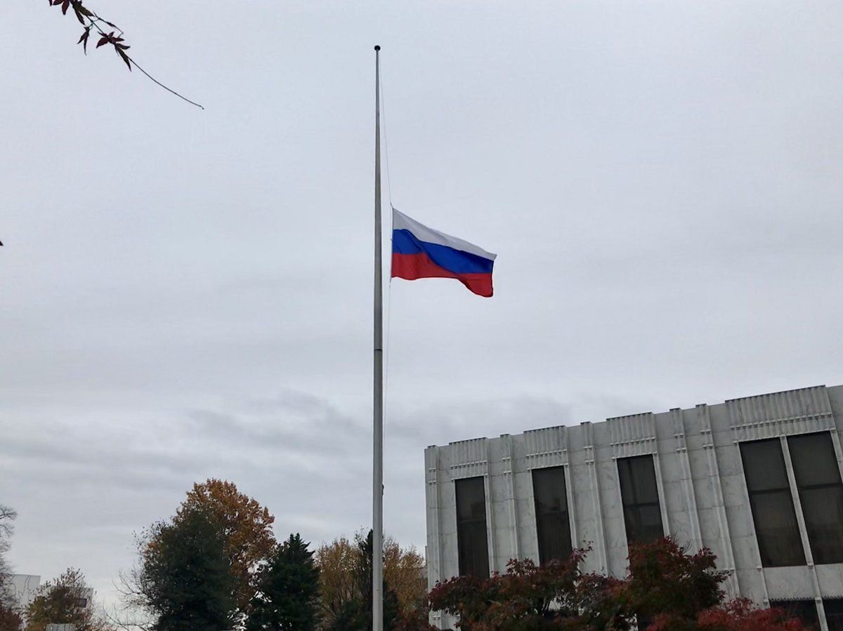 Rusia Kibarkan Bendera Setengah Tiang Pasca Penembakan Massal, Korban Diperkirakan Terus Bertambah