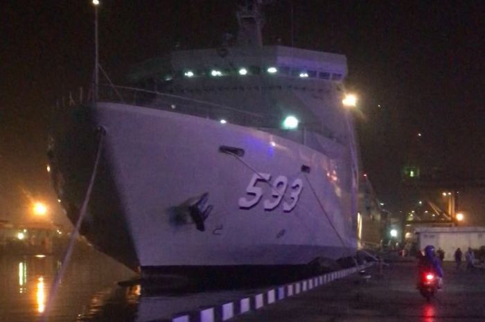 Potret Suasana Mudik Gratis Naik Kapal Perang TNI AL