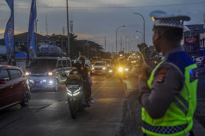 Kelelahan Jadi Fenomena Kecelakaan Mudik, Polri Imbau Pemudik Tak Lupa Istirahat