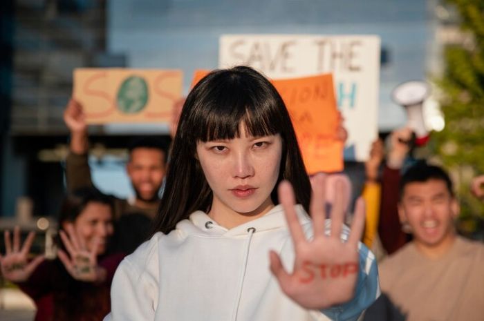 Perbedaan Penting Pandangan Politik Gen Z dengan Generasi Lainnya