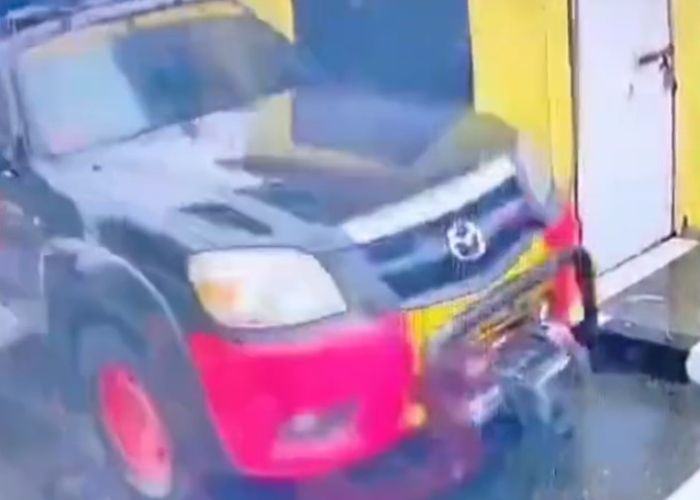 Mobil Dinas Brimob Dicuri OTK saat Hendak Jemput Personel di Bandara Papua