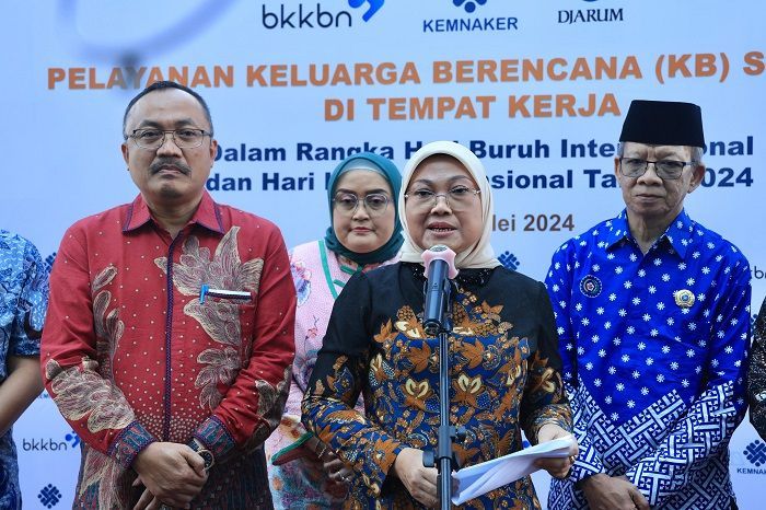 Tingkatkan Ketahanan Keluarga Pekerja, Kemnaker dan BKKBN Gelar Layanan KB di Tempat Kerja