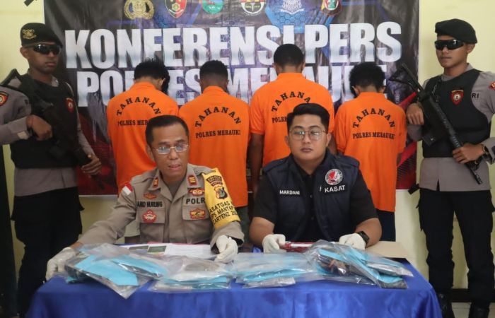 4 Tersangka Kasus Narkoba di Merauke Diamankan  Polisi, Ratusan Gram Ganja Disita!
