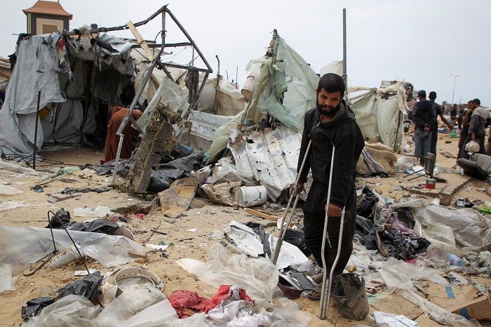 Serangan Udara Israel ke Kamp Pengungsi Gaza Tewaskan Puluhan Orang, Undang Kecaman Internasional