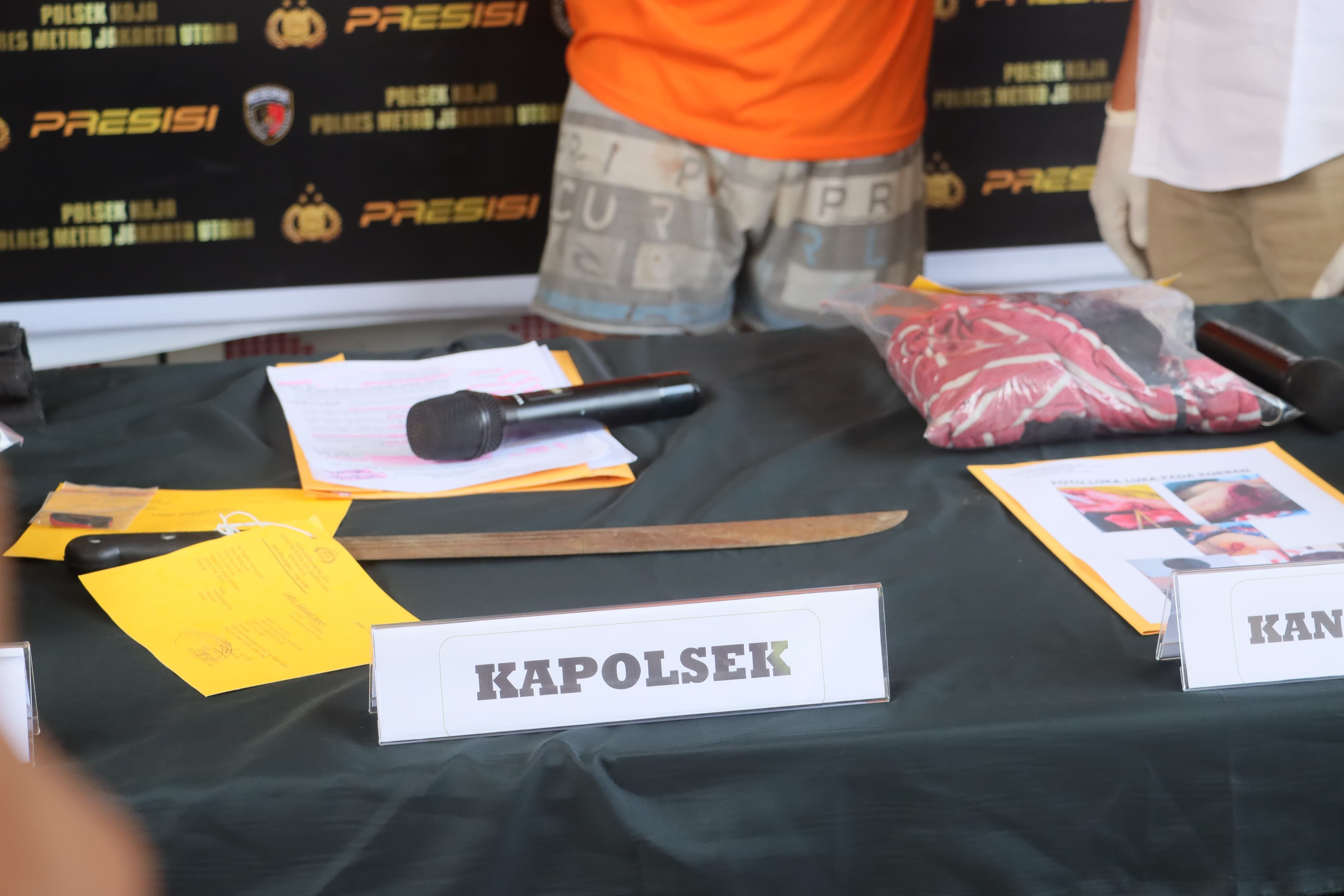 Pria di Jakut yang Bacok 4 Warga Karena Tak Terima Ditimpuk Saat Jemput Pacar Ternyata Residivis-DPO