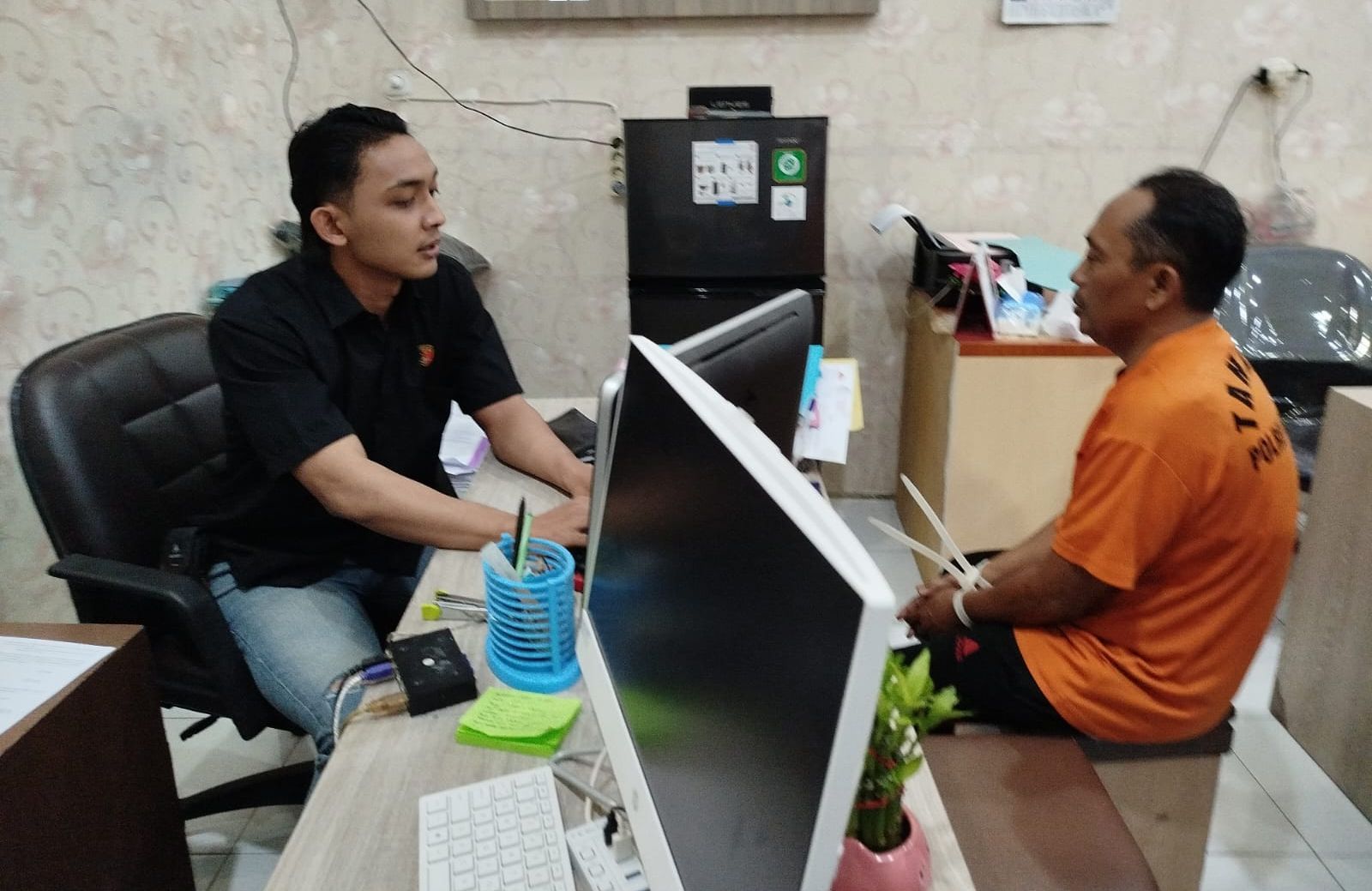 Pura-pura Ajari Cara Wudhu, Guru Ngaji di Jember Cabuli 3 Santri di Bawah Umur